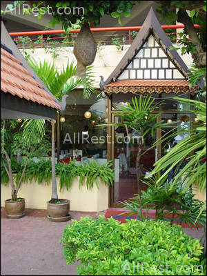 Beach Garden Hotel Cha-Am 8